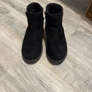 Zby black suede girls dressy ankle booties size 12